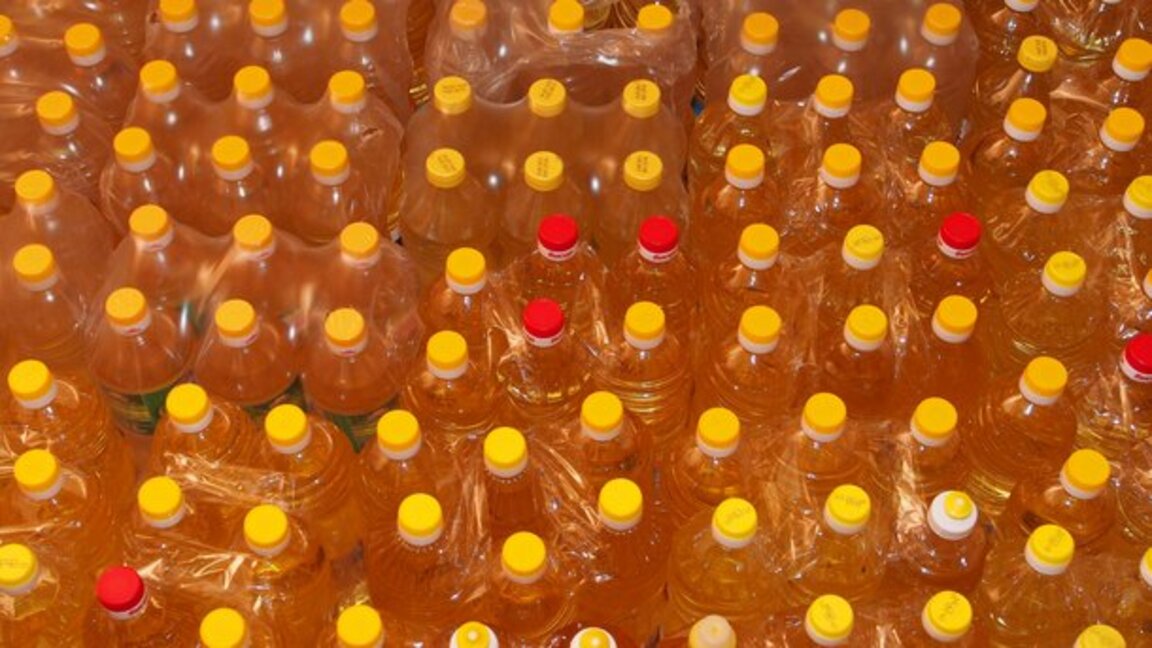 Маслото и олиото са стоките, които най-много са поскъпнали през годината