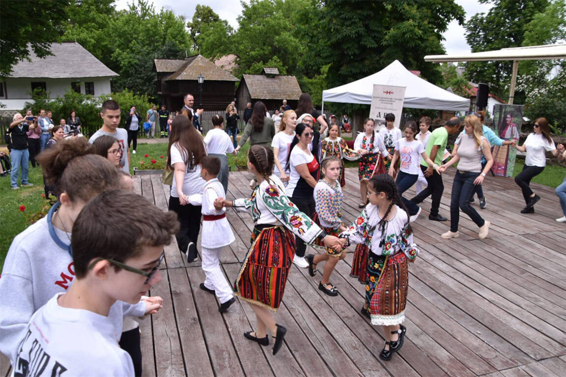La Journée de l’alphabet bulgare célébrée à travers le monde