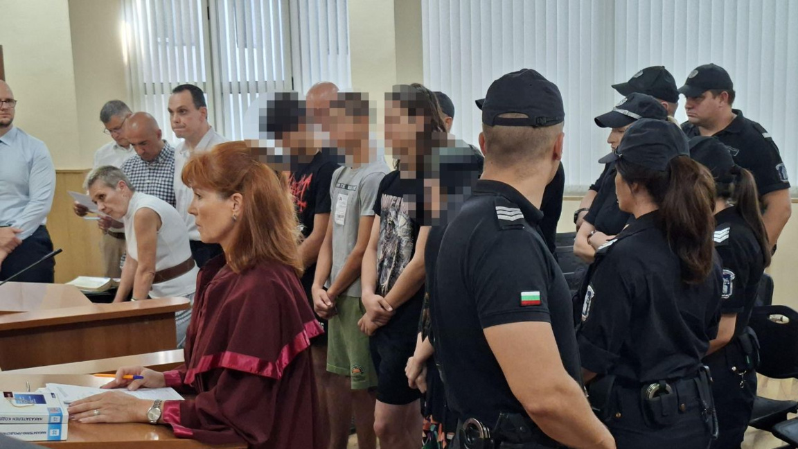 Διαδήλωση πολιτών μετά από σκληρή δολοφονία που διέπραξε ομάδα νέων 