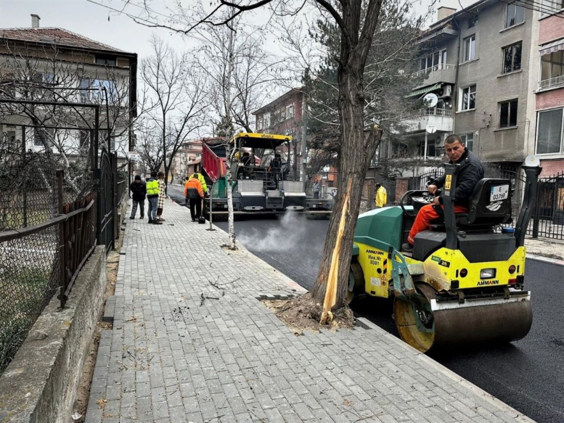 Започва асфалтиране на улици в Асеновград