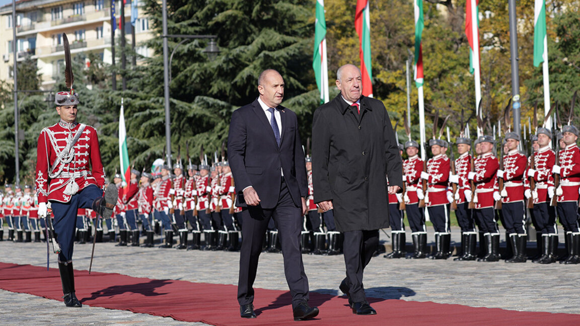 Ungarischer Präsident weilt zu zweitägiger Visite in Bulgarien