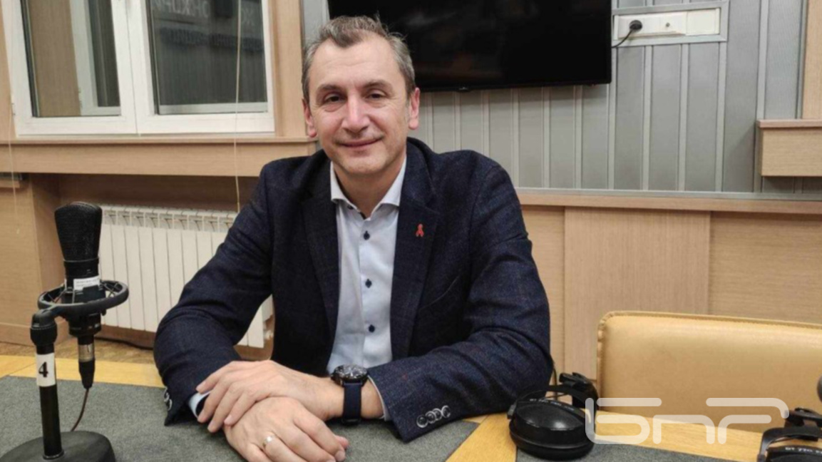 Доц. Михаил Околийски