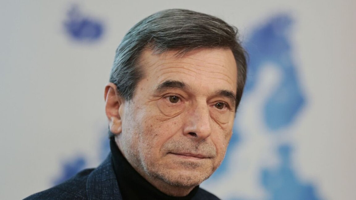 Димитър Манолов