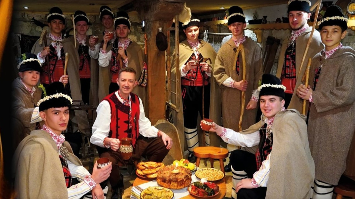 Christmas from the Aegean to the Danube - Stoyan Varnaliev seeks 21 carols