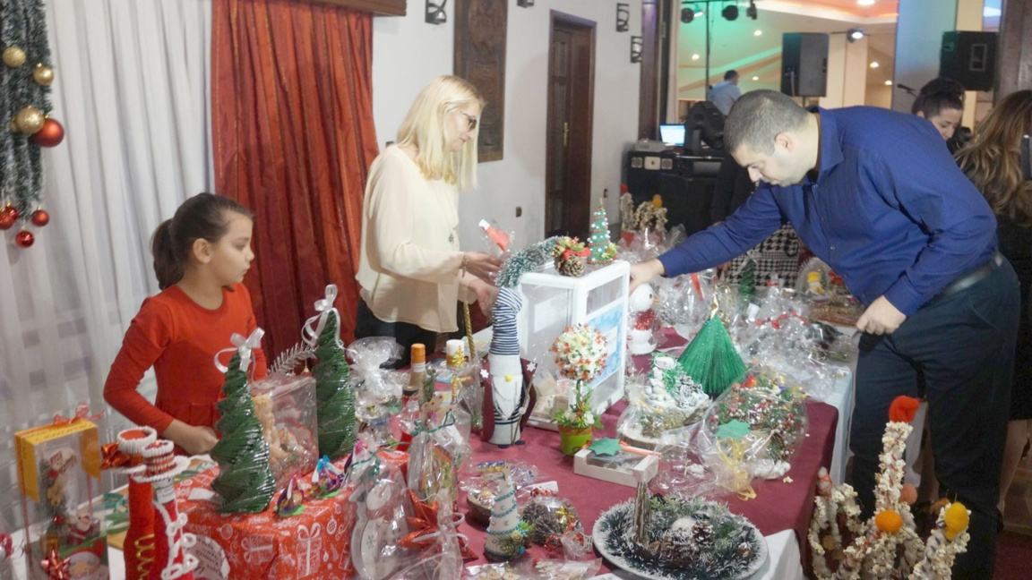 Благотворителен бал на община „Тунджа“ събра рекордните 315 000 лева