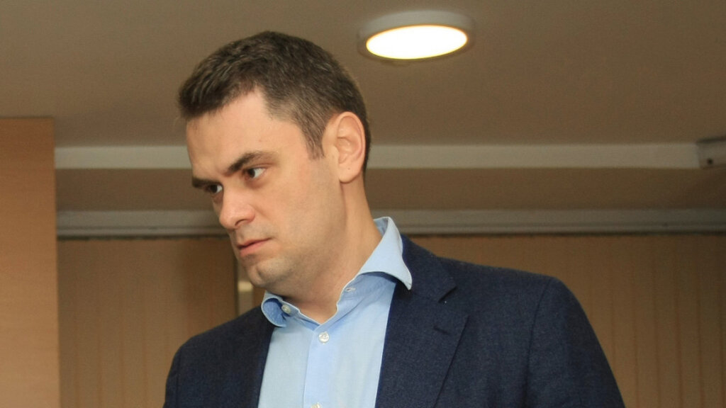 Илия Кръстев