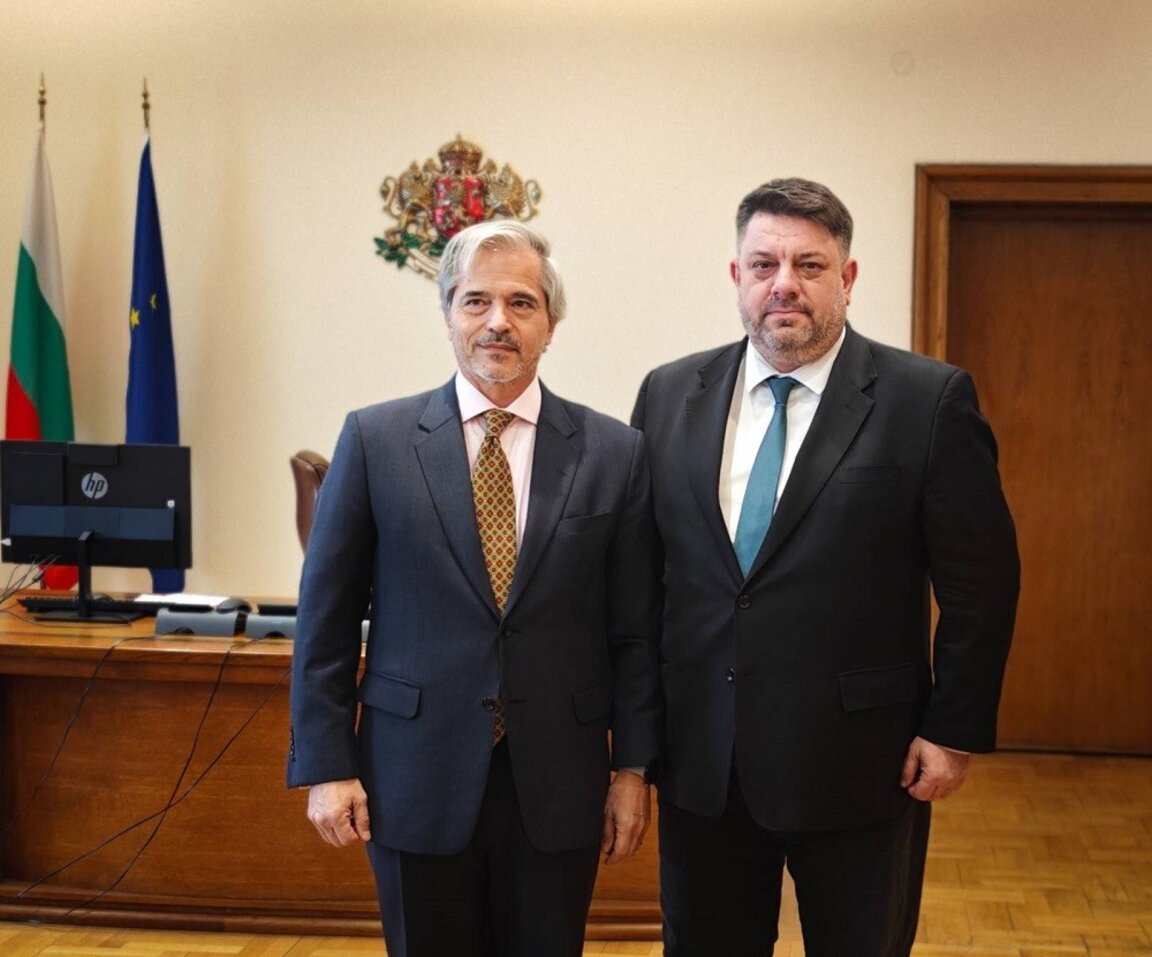 El Estado búlgaro profundizará sus vínculos con los búlgaros en Argentina