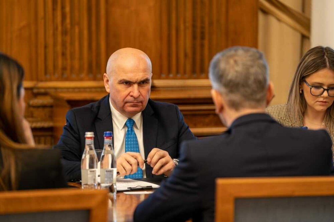 Илие Боложан