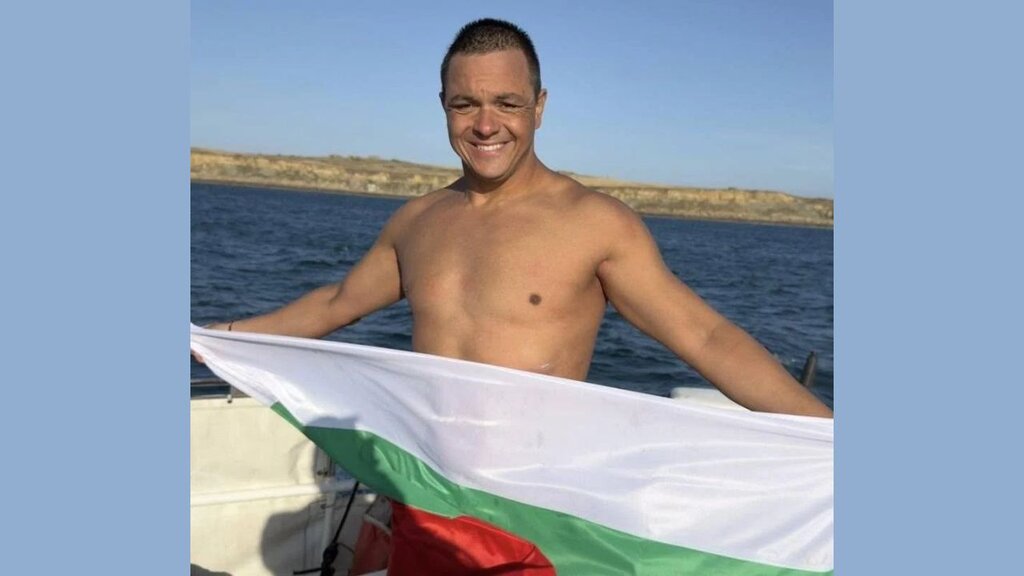 Swimmer Tsanko Tsankov prepares for his final Oceans Seven challenge