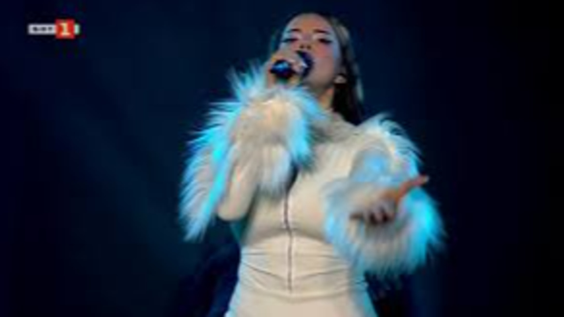 DARA излиза на сцената на "Евровизия" тази вечер във Виена