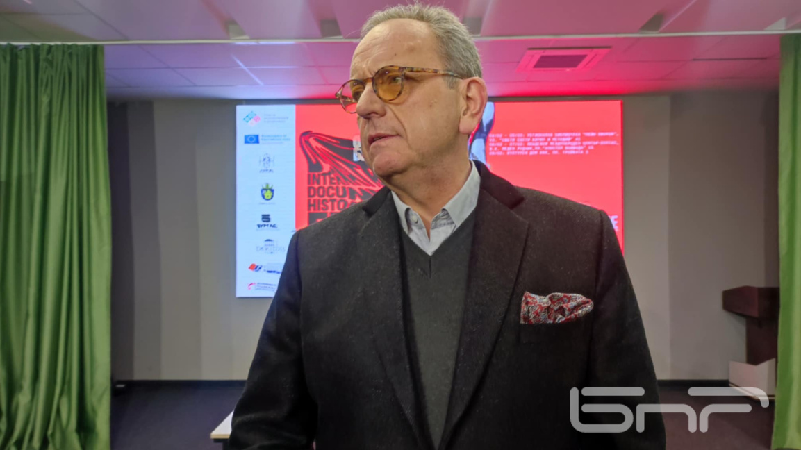 професор Петър Стоянович