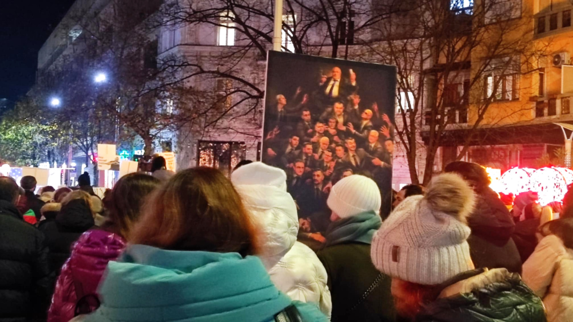 Протестът в Бургас се обяви за честни избори  и машинно гласуване
