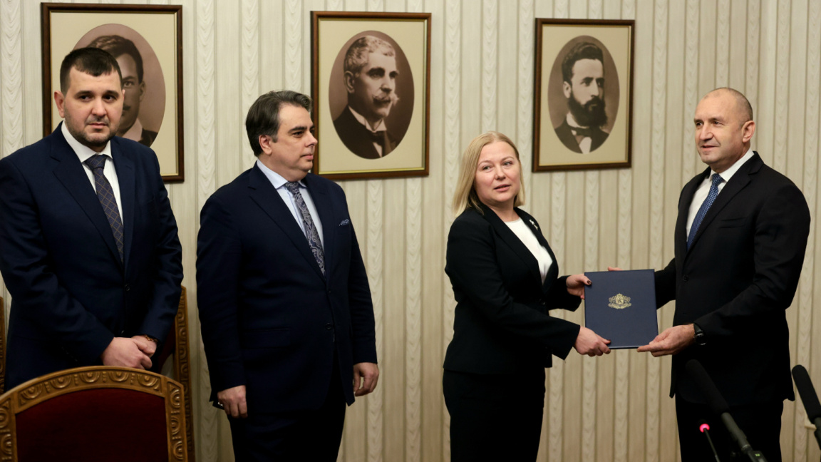 Второй мандат на формирование правительства был возвращен президенту