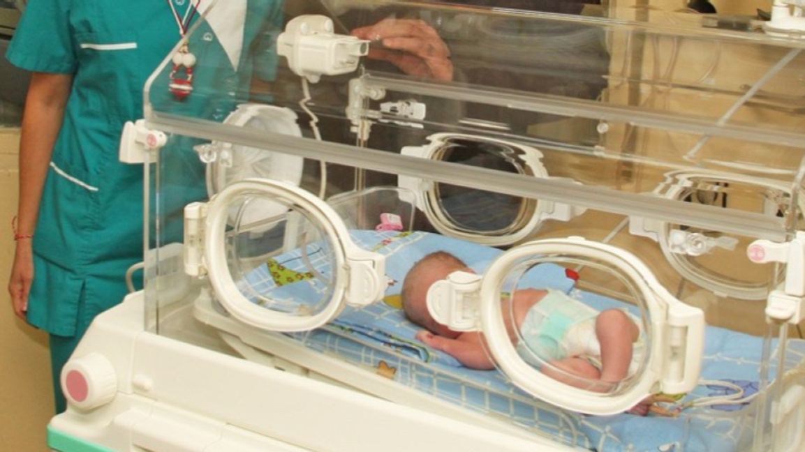 Проф. Христо Мумджиев: Хората са по-важни от апаратурата в неонаталната помощ