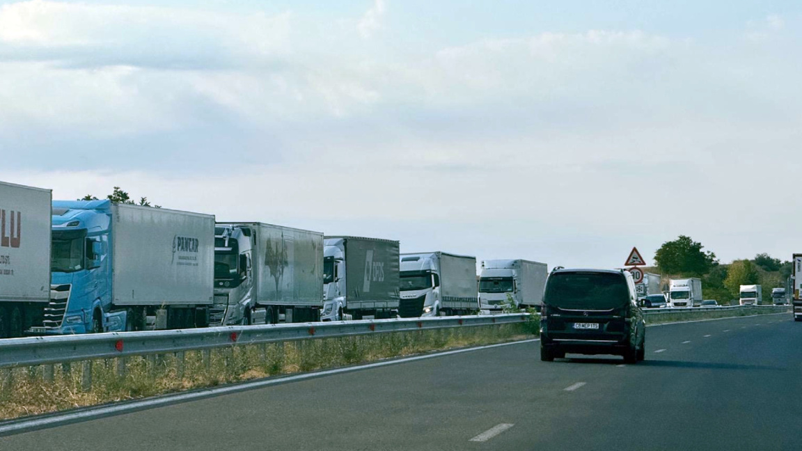 Truck traffic towards Türkiye is intense at the end of the week