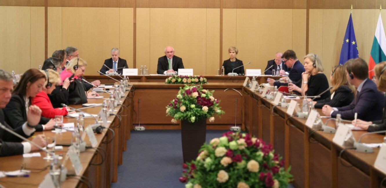 Başbakan Glavchev: Hedefimiz 2025’te avroya geçmek