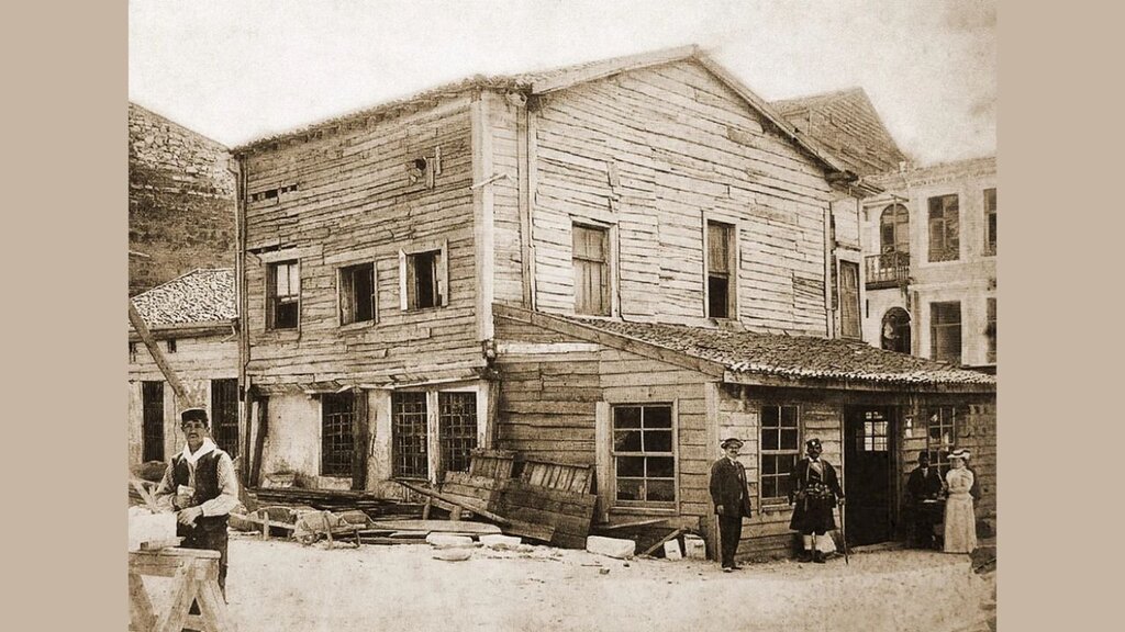 The wooden building used as a Bulgarian church in Tsarigrad before being replaced by the iron church in 1898