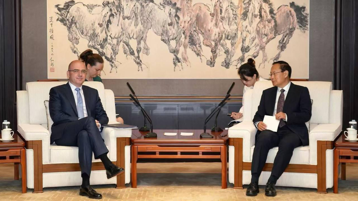 Bullgaria dhe Kina diskutojnë fluturime direkte dhe viza më të shpejta