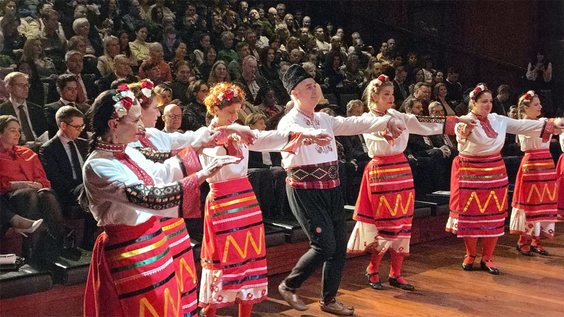 „Wangelow“ und „Ripni-ka“ präsentierten bulgarischen Folklore in Oslo