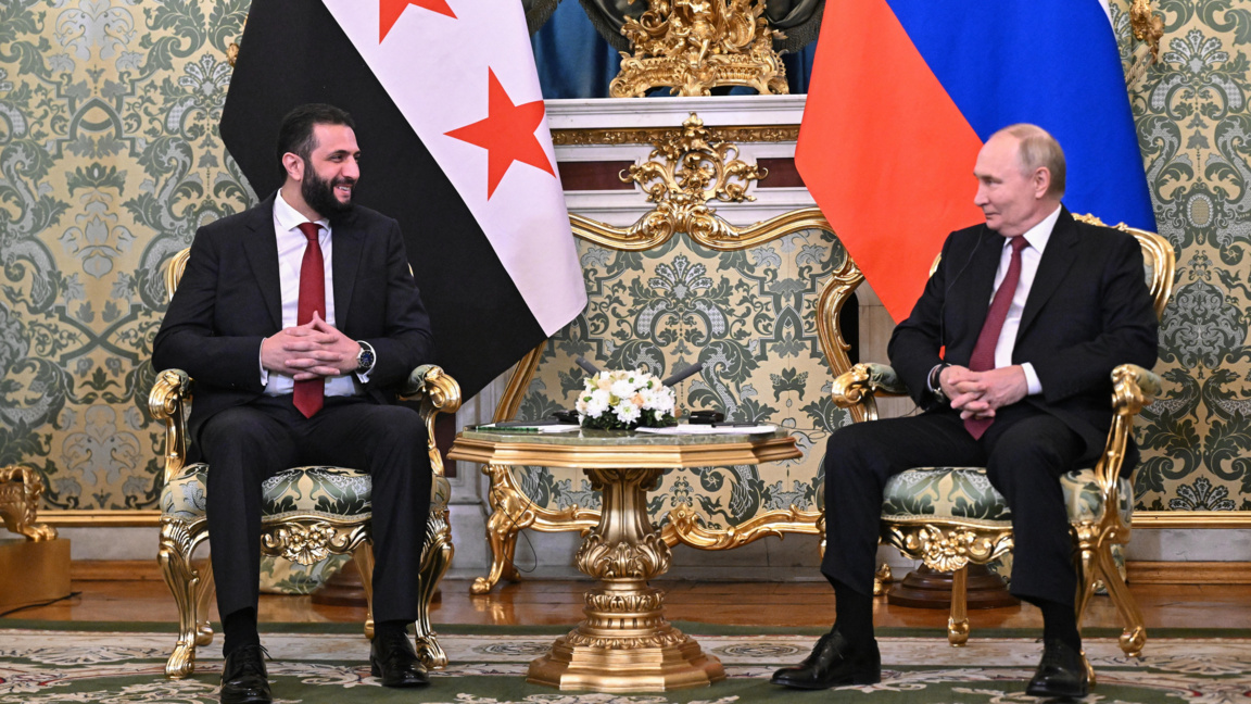 Ахмед ал Шараа с Владимир Путин в Кремъл, 15 октомври 2025 г.