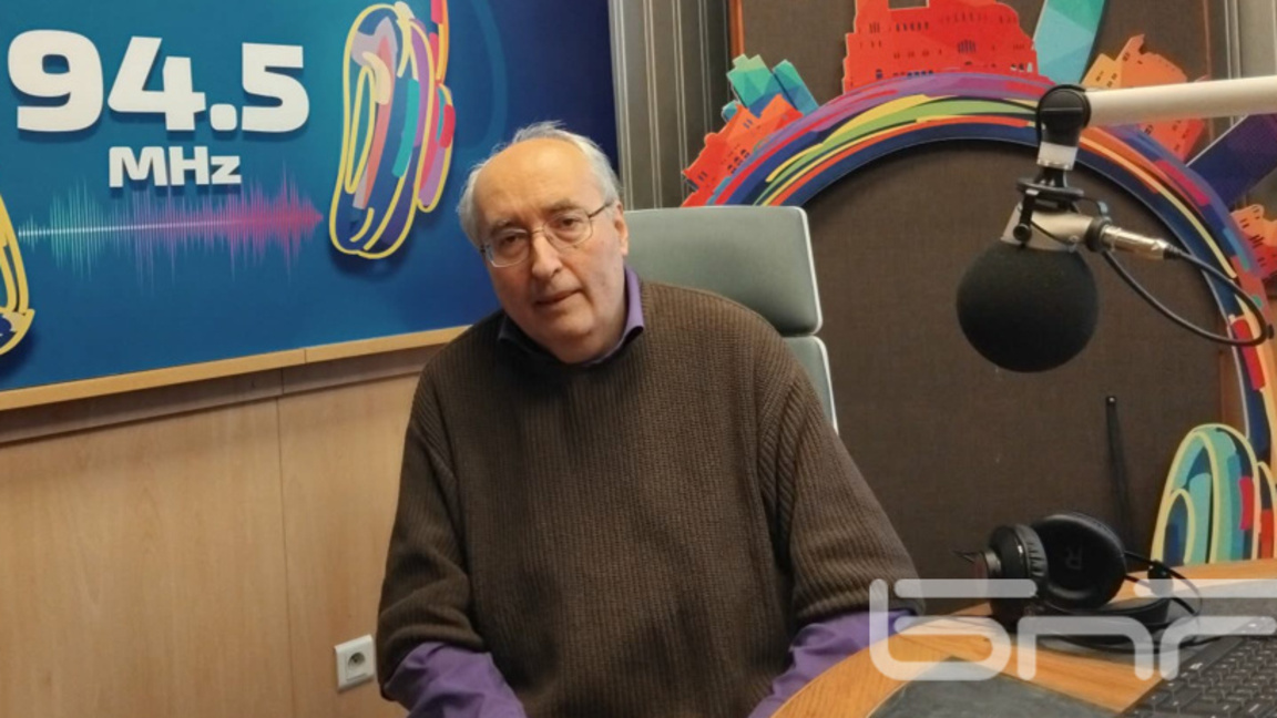 Тони Николов