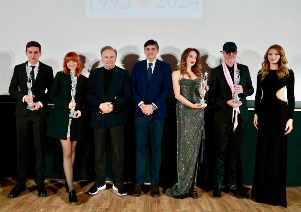 Филмът „Дяволски игри“ с Мики Рурк, Гари Стреч и Деси Тенекеджиева с благотворителни прожекции в страната