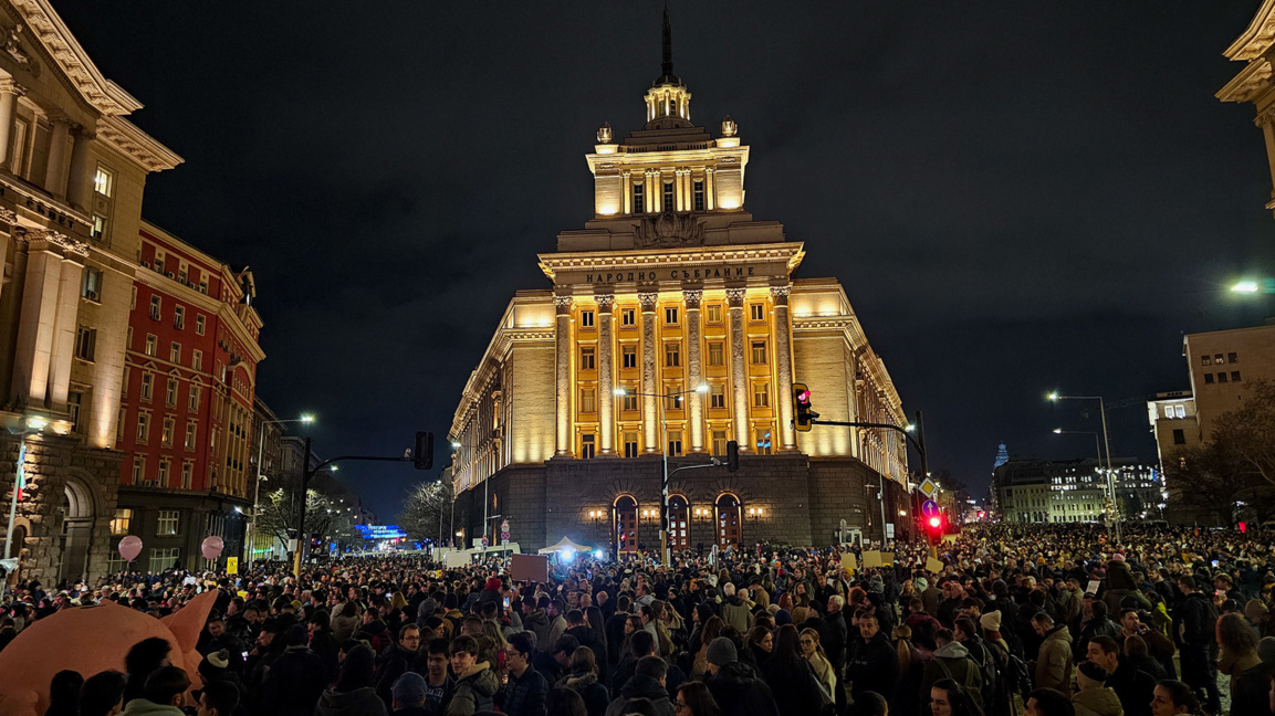 Suspension du projet de budget 2026 après une vague de tensions