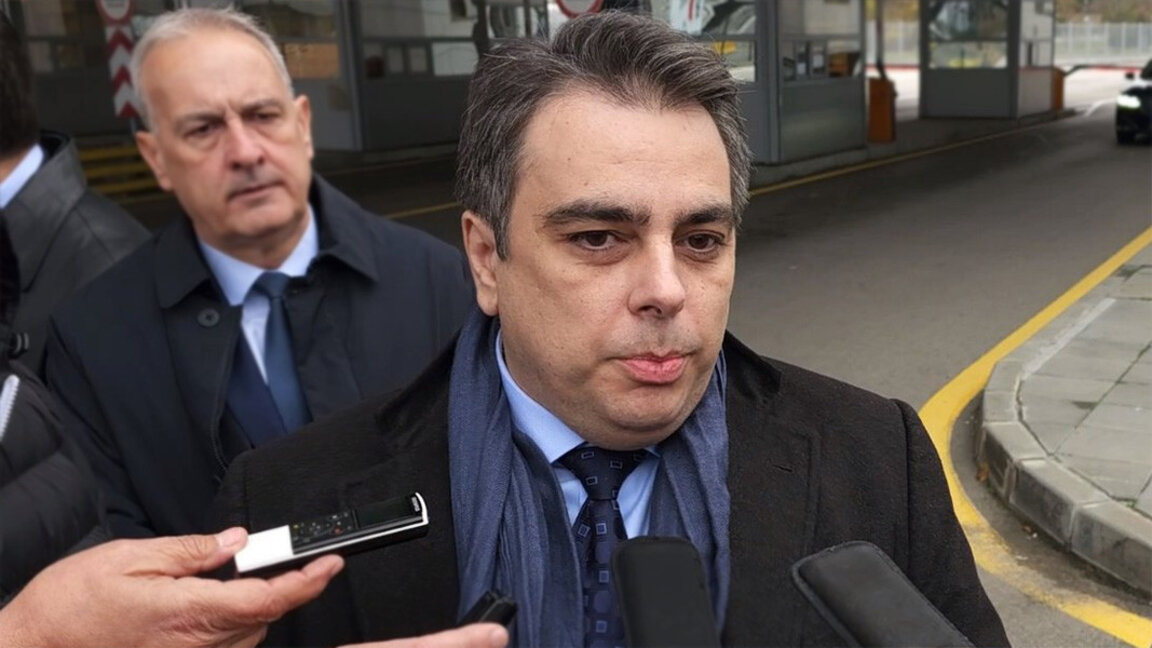 Не постоји ризик да ће Бугарска остати без горива уколико Лукоил оде из земље