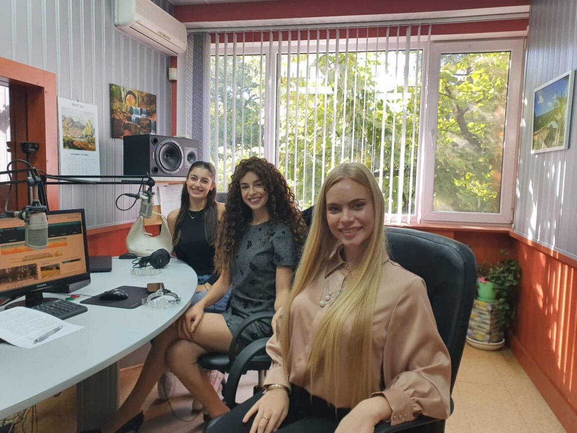 Красота и интелект определиха Царица Августиада и подгласнички