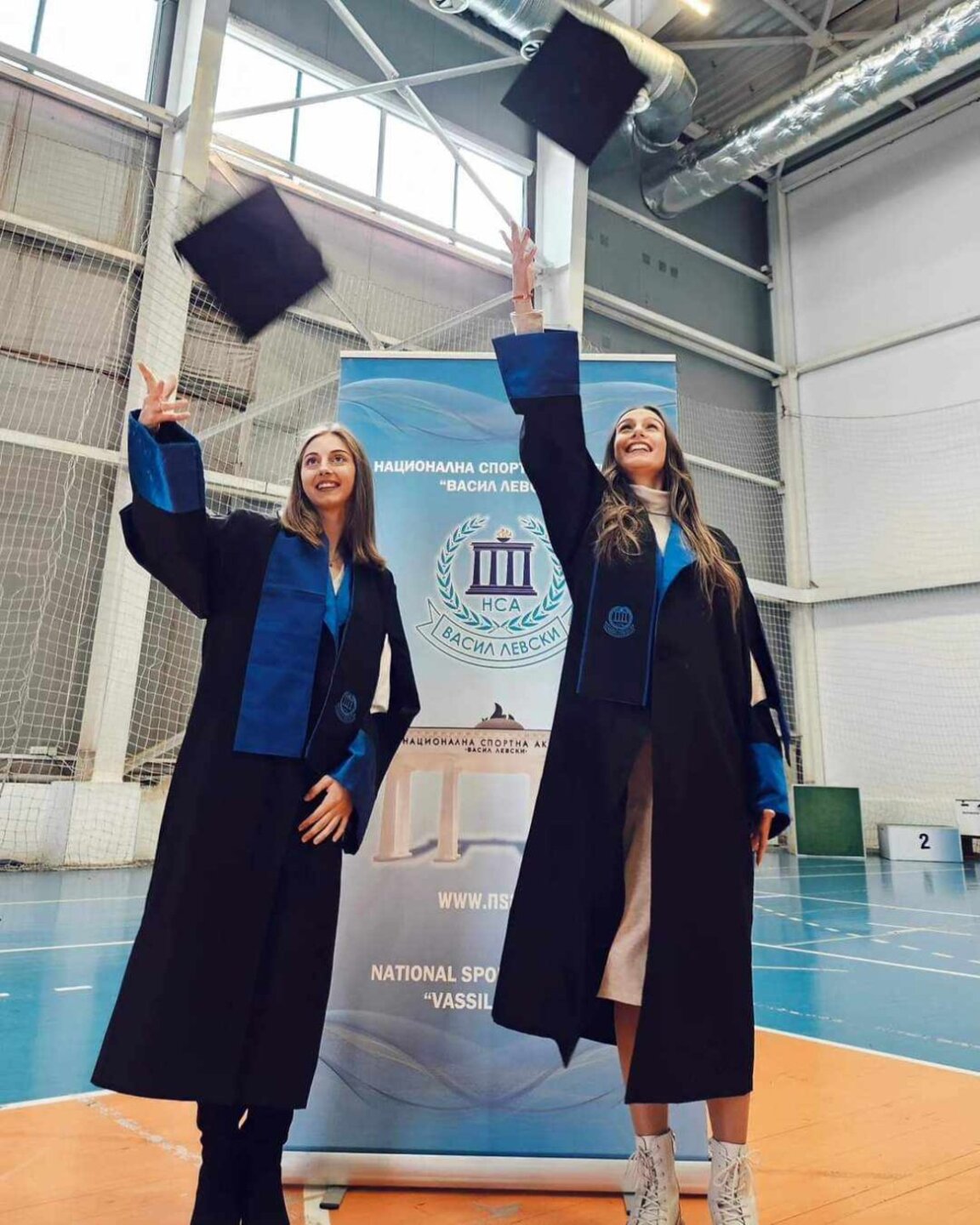 Три от "Златните момичета" с дипломи от НСА