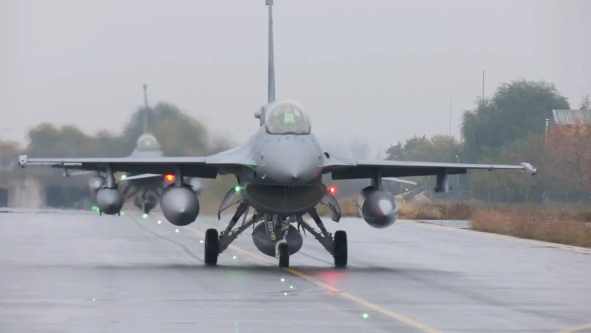 La Bulgarie demande un report de paiement au titre du contrat des F-16...