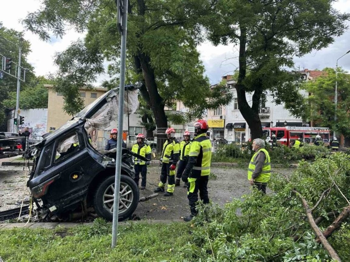 Високата скорост е причината за зловещата катастрофа на бул. "Руски"