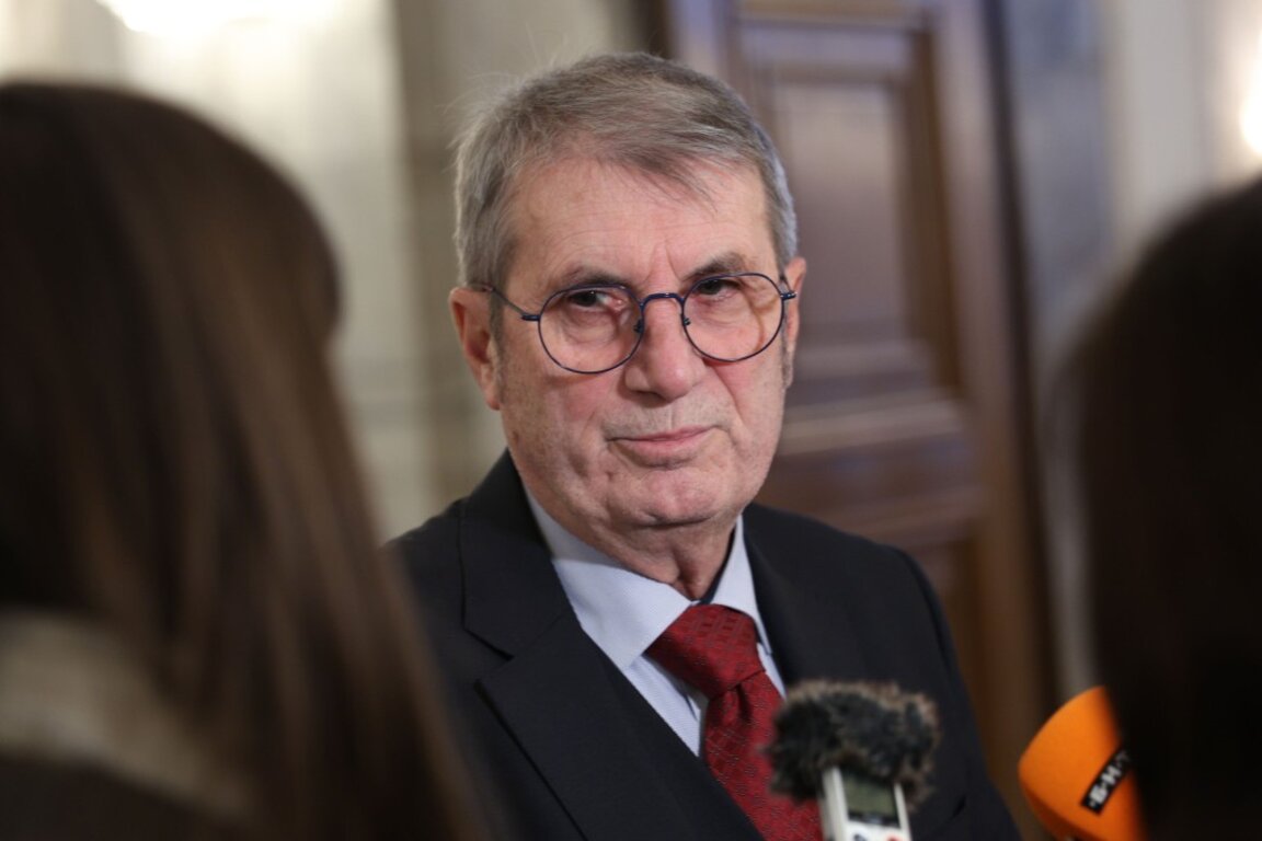 Министърът на здравеопазването Христо Хинков