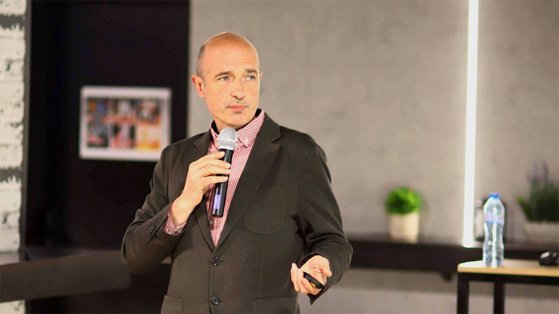 Проф. Иван Груев