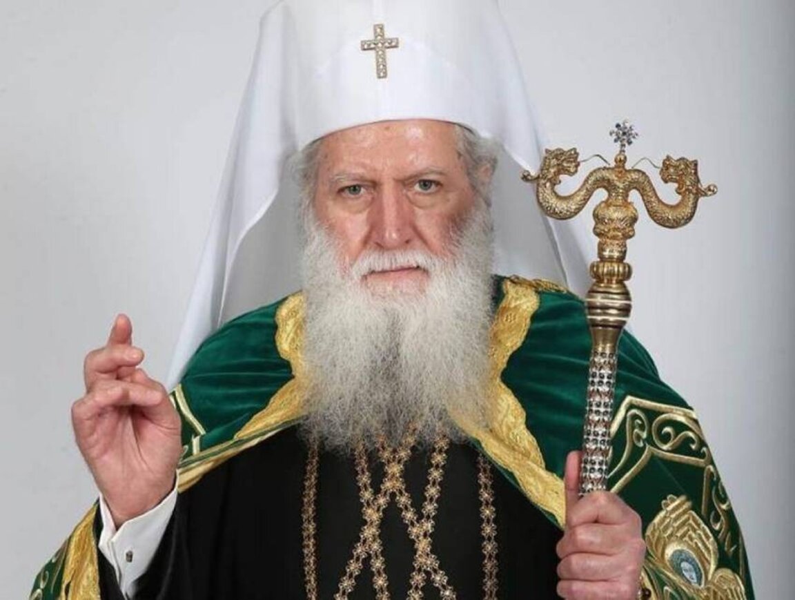 La Bulgarie rend hommage à son défunt patriarche…