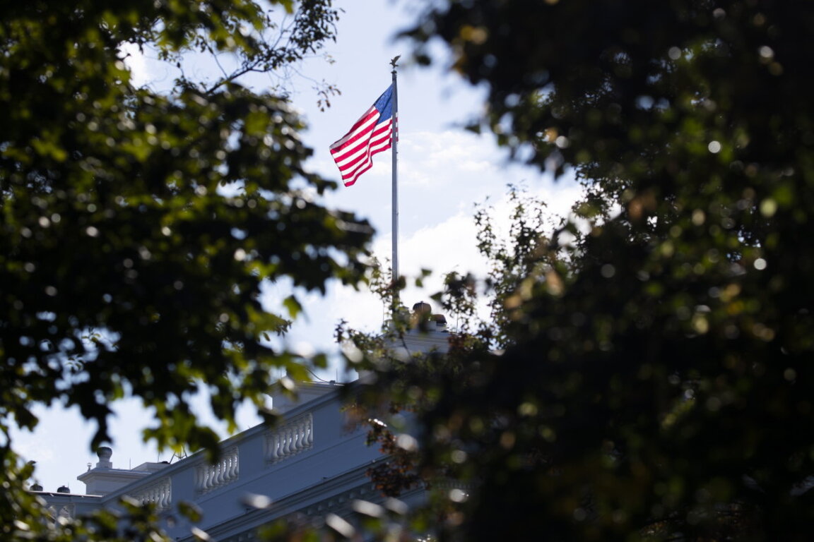 Румънските граждани ще пътуват без визи до САЩ