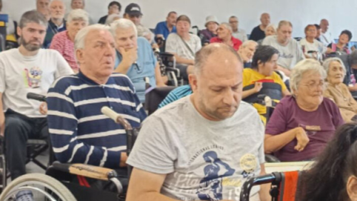 Висока избирателна активност в  Дома за хора с физически увреждания