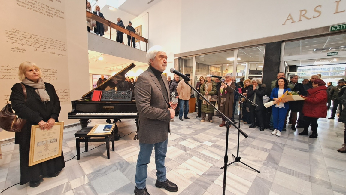 Динко Стоев