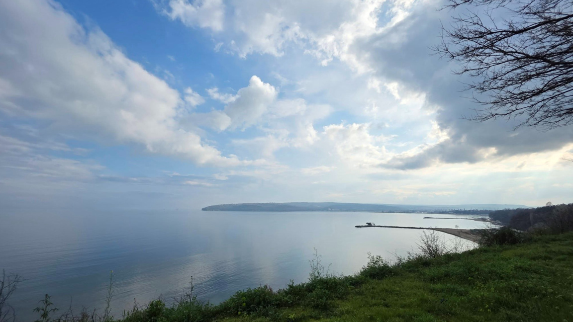Морето, облаци и светлина, прогнозата за времето