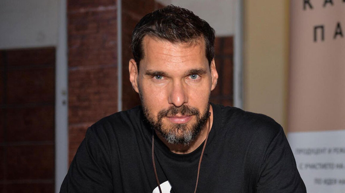 Богдан Дарев