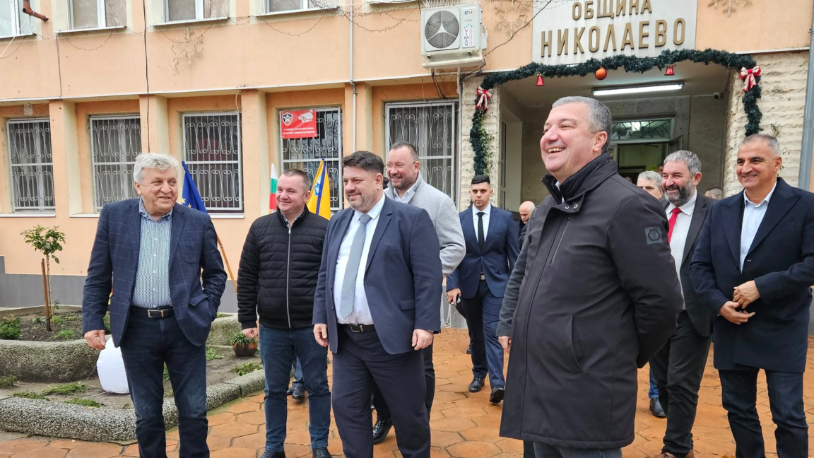 Оставката на правителството не е на дневен ред