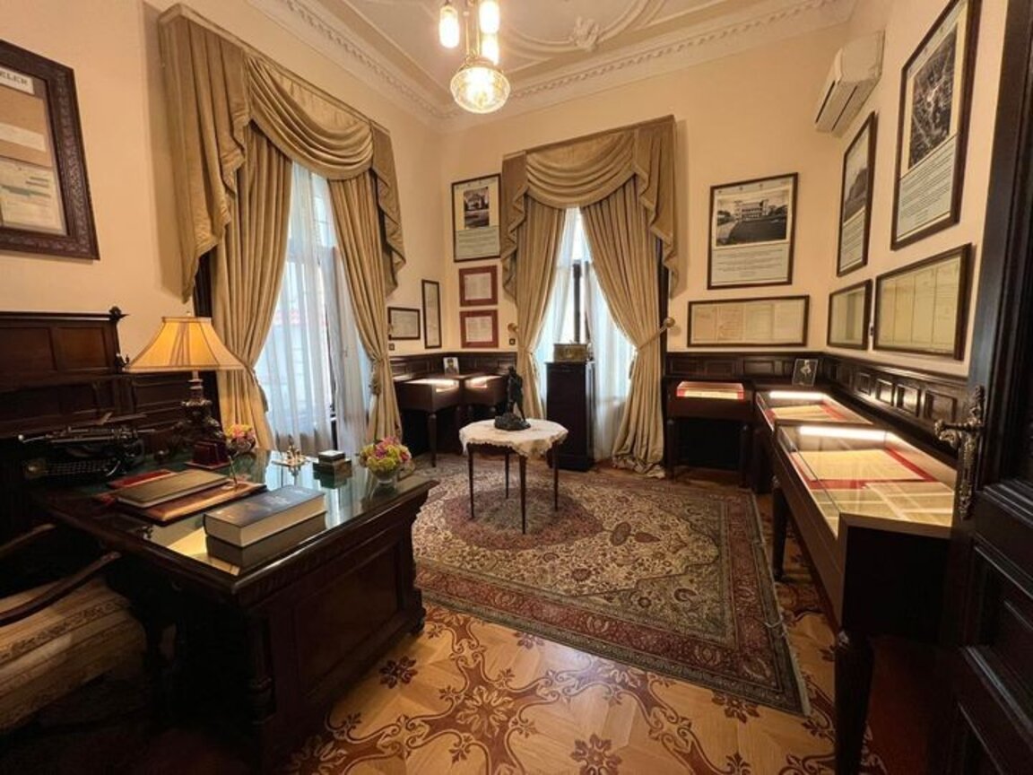 Представят изложба за живота на Ататюрк в България