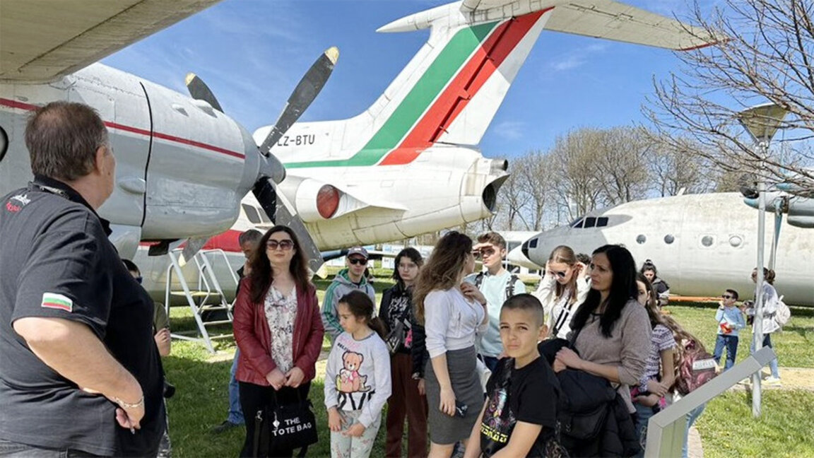 Trei zile de festivități pentru Ziua Aviației la Muzeul Aviației din Burgas