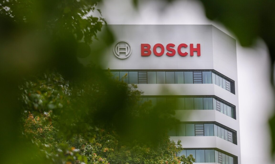 Bosch съкращава работното време в два завода в Германия заради недостиг на чипове Nexperia