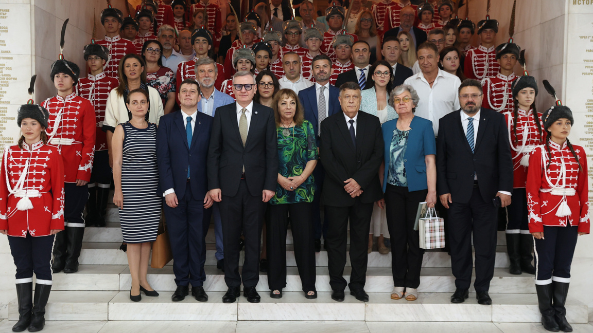 Cumhurbaşkanı Yotova: 2027 Yılı, “Levski Yılı” ilan edilsin!