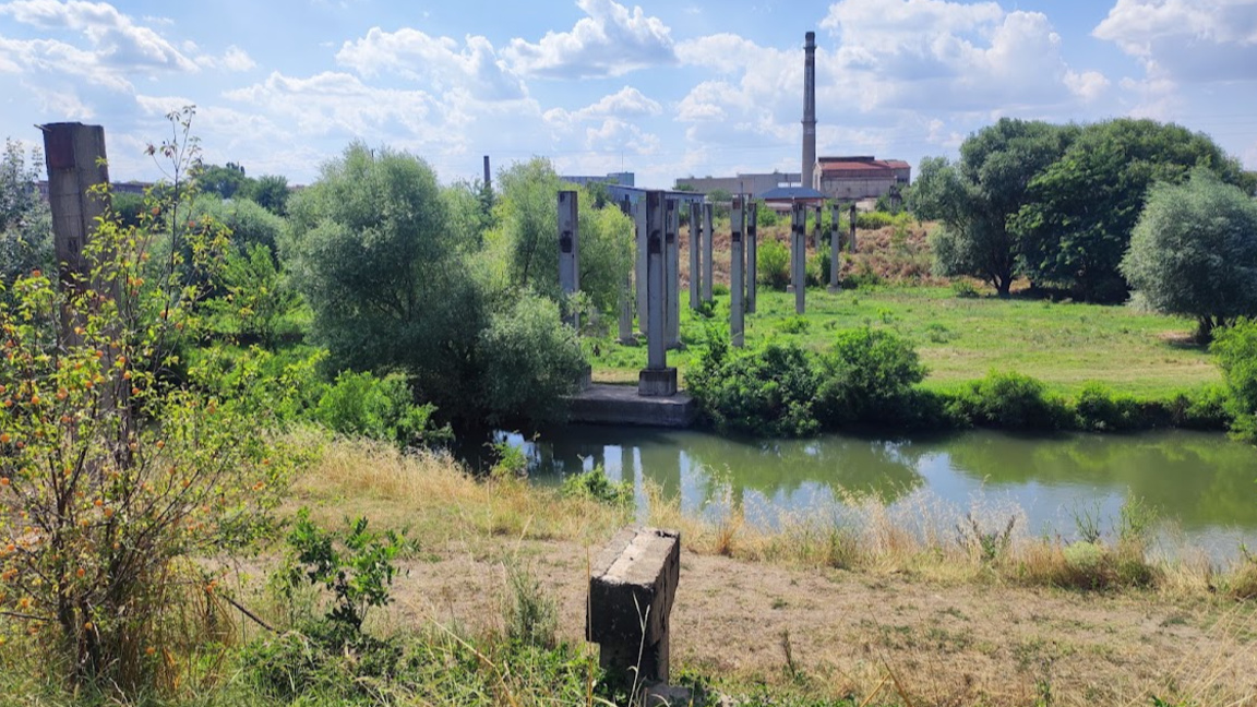 Укрепване на коритото на река Тунджа предвижда общината в Ямбол