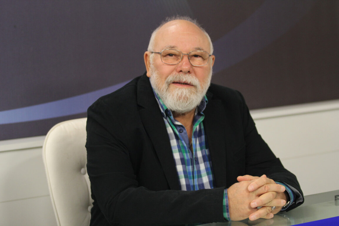 Владимир Зарев