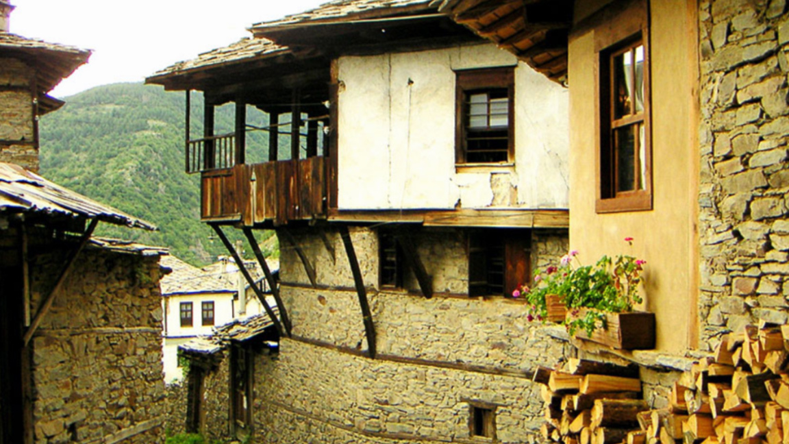 Kovaçevitsa köyü – 500 yıllık taş masalı