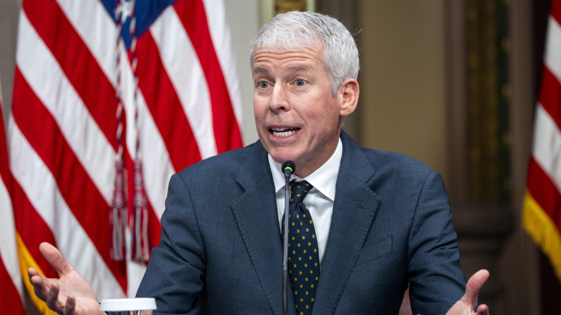 Американският министър на енергетиката Крис Райт