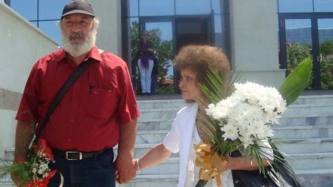 Скулпторът Цвятко Сиромашки и съпругата му